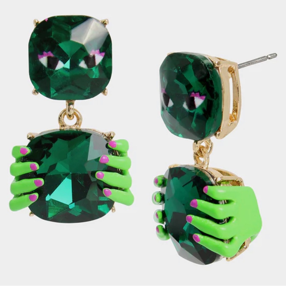 🩶BETSEY JOHNSON RICH WITCH ZOMBIE HANDS EARRINGS- NEW WITH TAGS🩶 - Picture 3 of 4